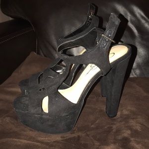 JESSICA SIMPSON platform heels size 7